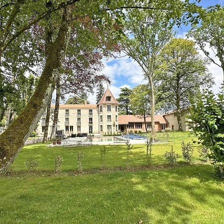 Le Manoir Des Perrieres Bed and Breakfast Rochechouart Eksteriør billede