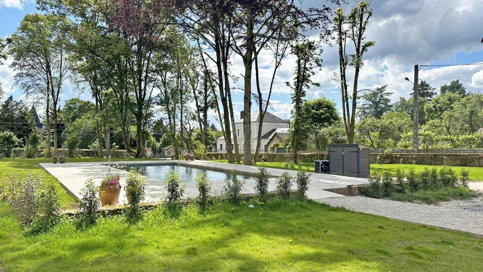 Le Manoir Des Perrieres Bed and Breakfast Rochechouart Eksteriør billede