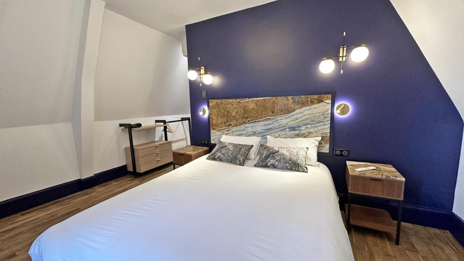 Le Manoir Des Perrieres Bed and Breakfast Rochechouart Eksteriør billede