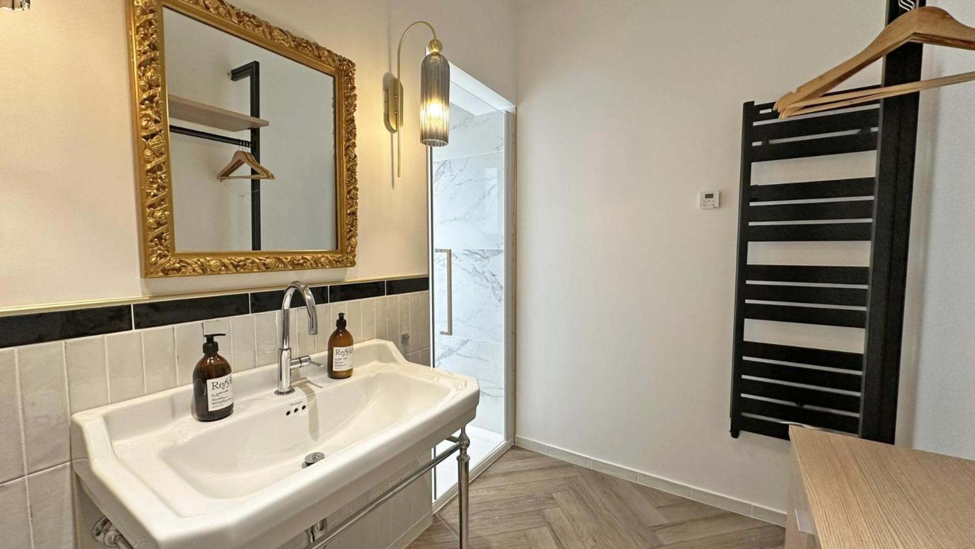 Le Manoir Des Perrieres Bed and Breakfast Rochechouart Eksteriør billede