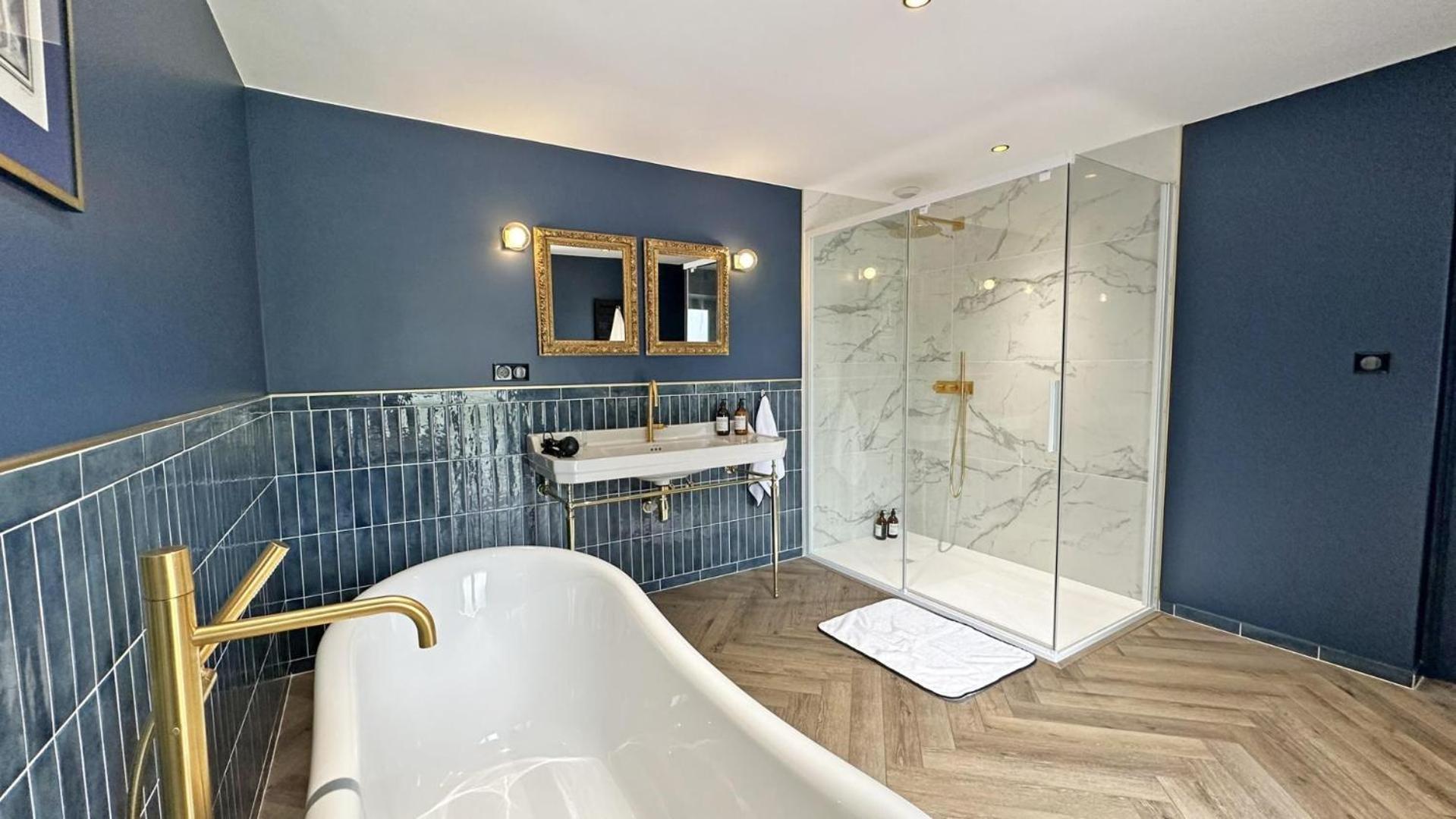 Le Manoir Des Perrieres Bed and Breakfast Rochechouart Eksteriør billede