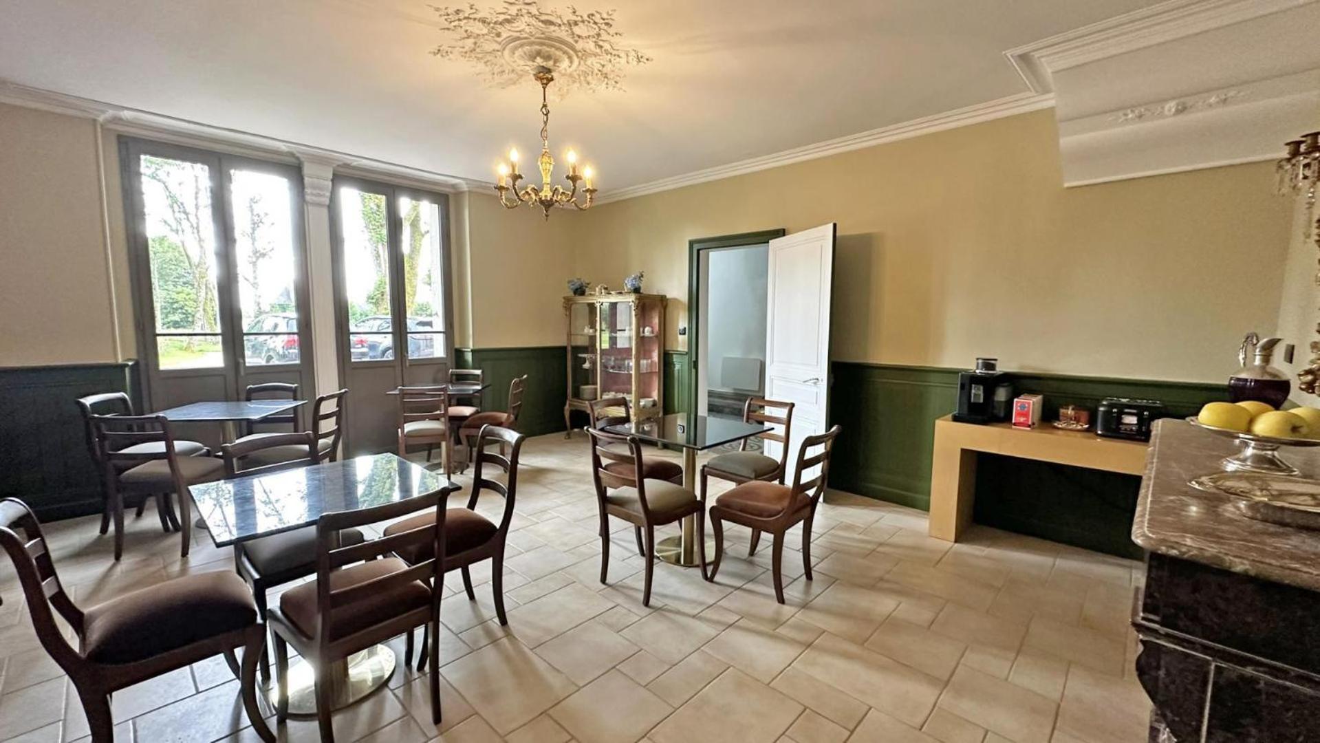 Le Manoir Des Perrieres Bed and Breakfast Rochechouart Eksteriør billede